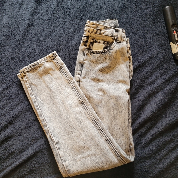 Yuyu Denim Boyfriend Jeans - Picture 9 of 16